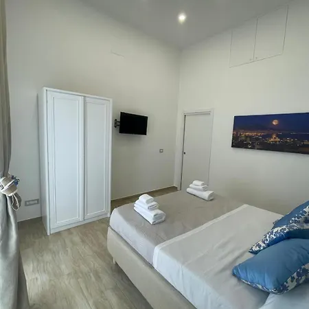 Duomo Luxury דירה *